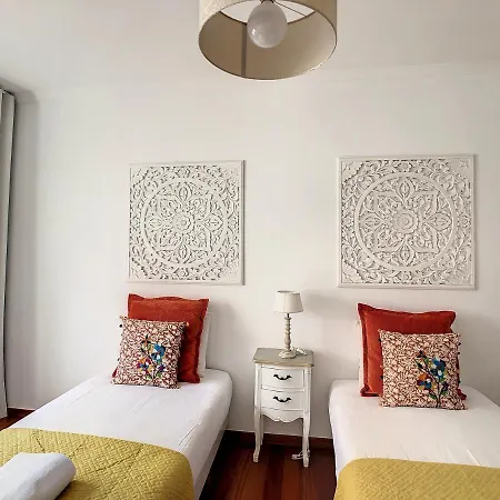 Time House By Lovelystay Canico (Madeira)