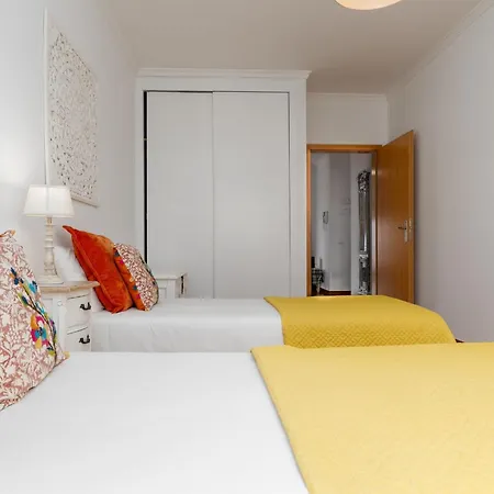 Time House By Lovelystay * Canico (Madeira)