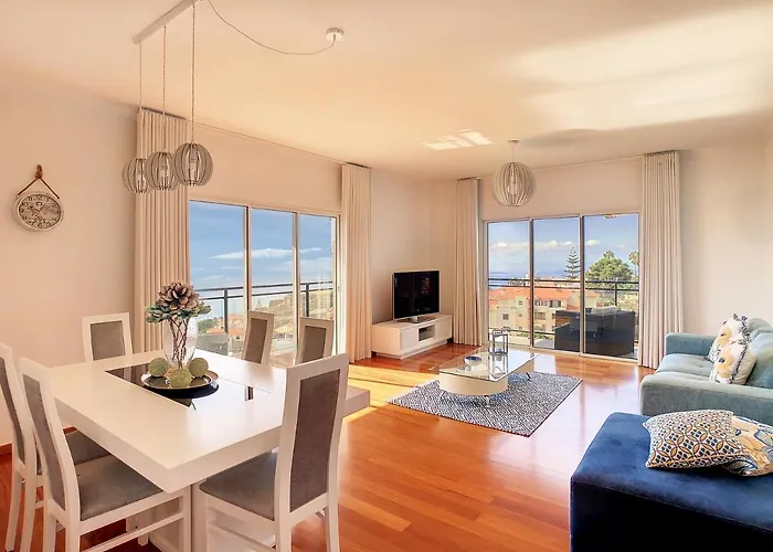 Apartment Time House By Lovelystay Canico (Madeira)