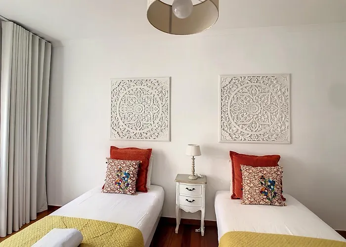 Time House By Lovelystay Canico (Madeira)