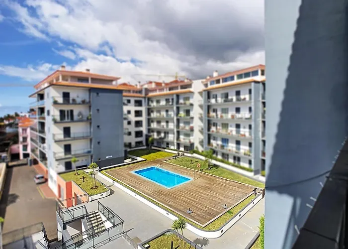 Time House By Lovelystay * Canico (Madeira)