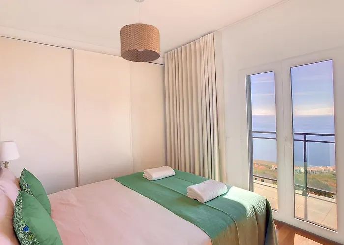 Apartment Time House By Lovelystay Canico (Madeira)